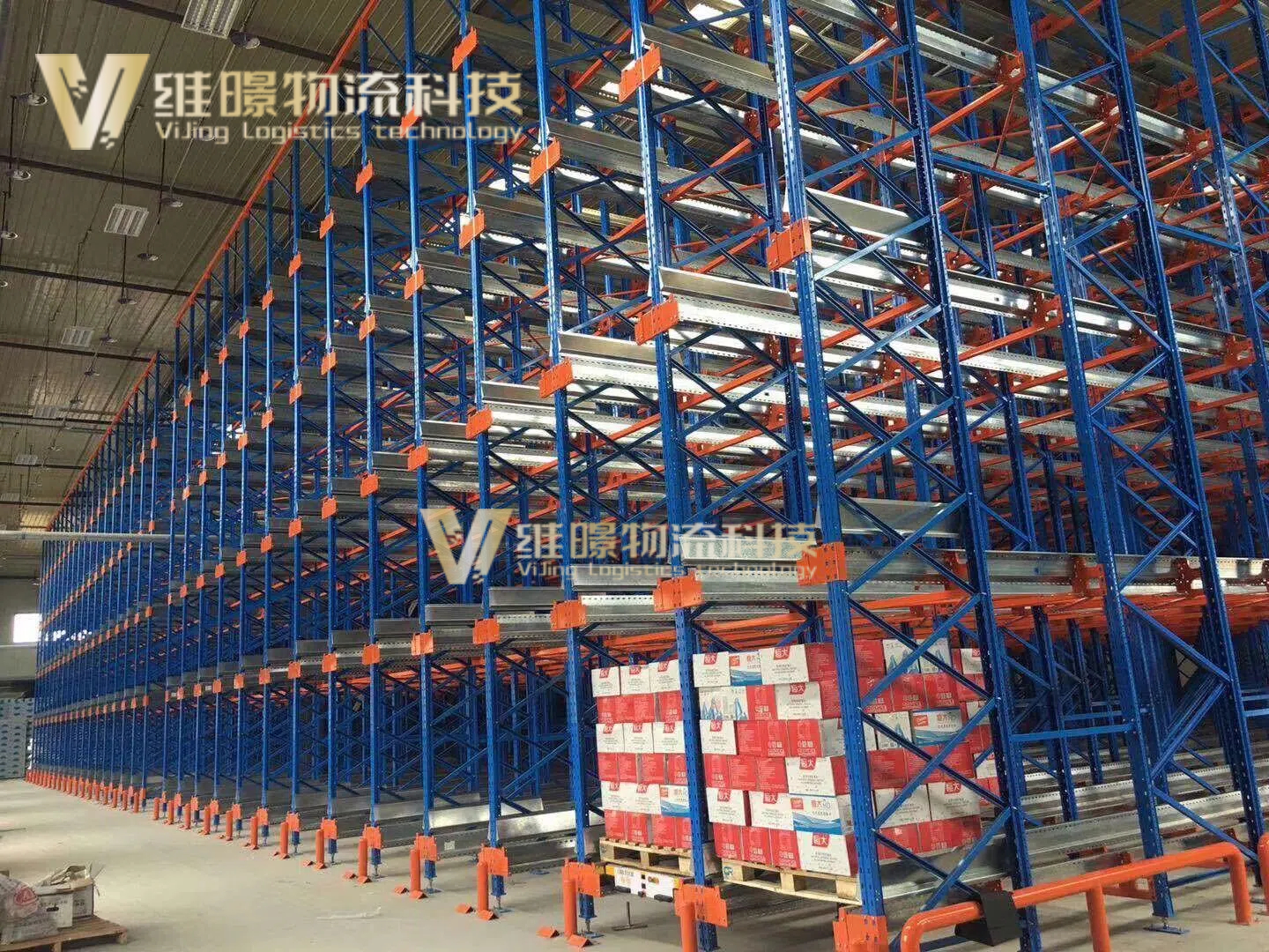 穿梭式貨架:密集倉(cāng)儲(chǔ)的 “空間 + 效率” 雙重破局